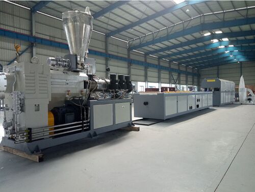 最新の会社の事例について Engineered for the Desert: Delivering a WPC Outdoor Decking Extrusion Line to Egypt