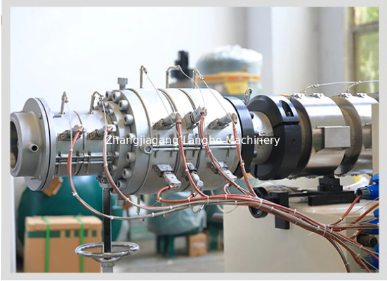 65/132Pvcパイプエクストルーションライン 45kw ABB周波数インバーター