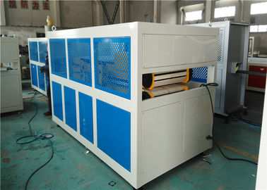 ラミネーション装置が付いている家具フレーム/WPCのプロフィールの放出ライン