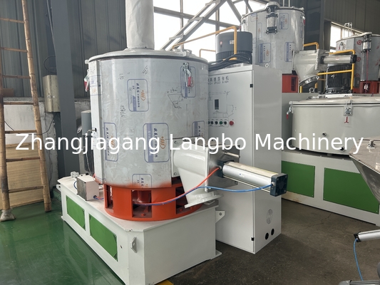 300/600台のPLC制御プラスチック ミキサー機械ポリ塩化ビニールの原料を準備するための11のKw