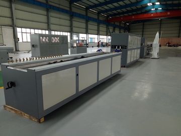 多段階冷却床 PVC 挤出機 350KG/h 容量 PVC 添加物