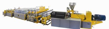 絶縁されたポリ塩化ビニール板機械、機械を作る450kg/H出力ポリ塩化ビニール シートを鳴って下さい