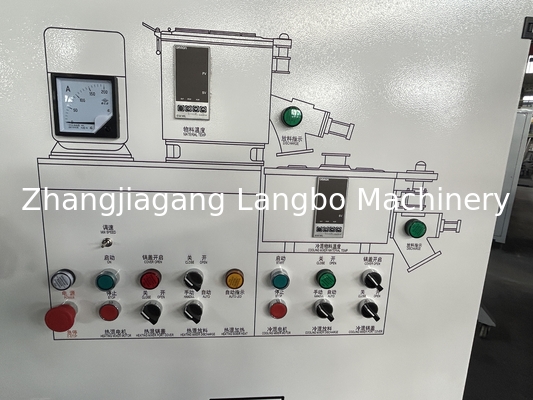 500L熱ミキサー ホットシステム PVCペレット粒 プラスチック粒 ミキサー マシン 500Lステンレス鋼 プラスチックミキサー WPC Proo を準備する