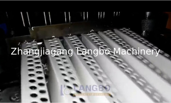 PVC Yinyangコーナー/プロファイル/アングル製造機械/エクストルーションライン