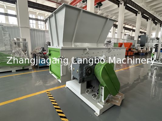 PP / PE / HDPE / LDPE / PVCのための工場廃棄物プラスチックパイプシェードラーマシン