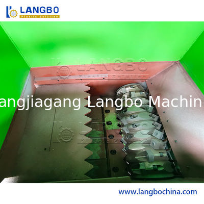 プラスチックボトルクラッシャー ペットシュレッダー粉砕機