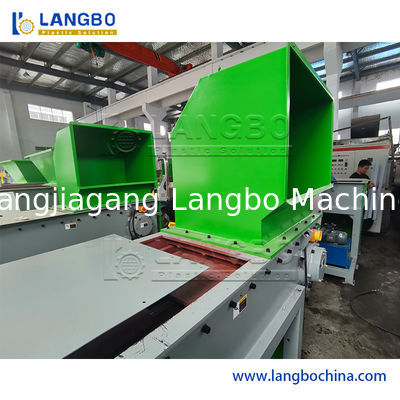 強力な水平型プラスチックシュレッダー機（PVC PE波形パイプ、チューブ、トレイ、パレット、PET、PVC、PC、EVA、ABS、日用品の破砕・粉砕用）