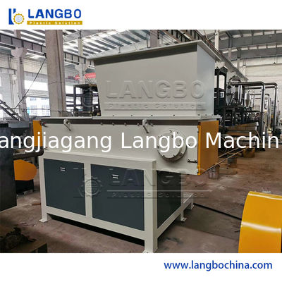 HDPEプラスチックパイプ、PVC塊、パージ、プレート、木製パレットシュレッダー破砕リサイクル機