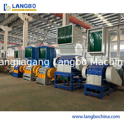 37KWモーター搭載の自動プラスチック破砕機、100-500KG/HRの処理能力で効率的なリサイクルを実現