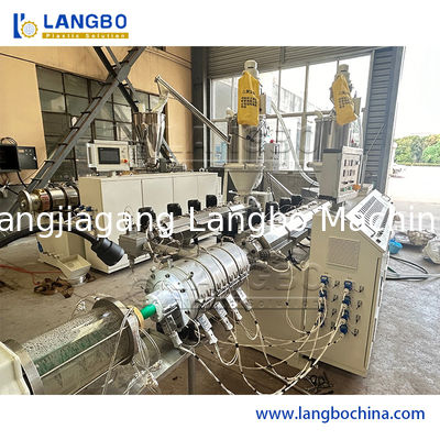 180kg/h生産能力、3層共押出、SIEMENS PLC制御付きPPRパイプ押出ライン