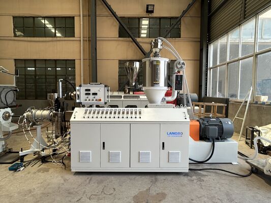 プラスチックPE HDPE PPR 水ガスオイル供給パイプ 挤出生産ライン シングルスクリュー挤出パイプ製造機械