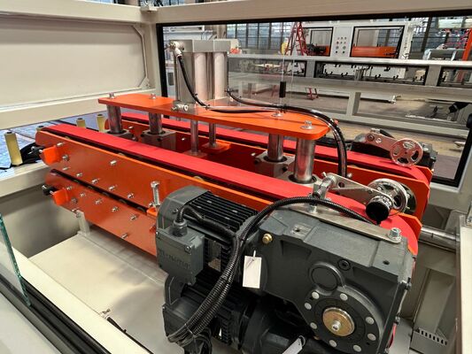 プラスチック押出機 プラスチック設備 PVC PP PE パイプ押出機 PVCパイプ製造機