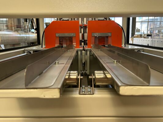 プラスチック製のPVCパイプ製造機械 Pvc/upvc/cpvc/pvcパイプ挤出機械