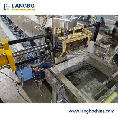 150kg/Hプラスチック ペレタイジングを施す機械半自動作動させた上の供給