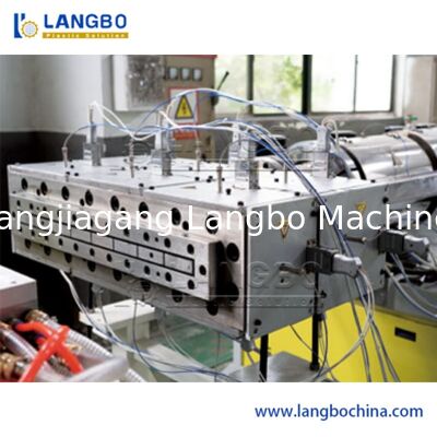 PVC/WPC/PS 天井/壁パネル製造機械 PVC ドアフレーム 生産ライン 窓プロファイル 挤出機械 PVC ソーフィット/トリムパネル機械