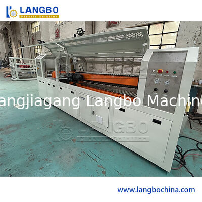 1180mmケーブルトランキング用、55/110コニカル二軸押出機、22KWモーター搭載のPVCプロファイル押出ライン