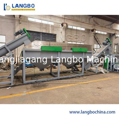 300-5000kg/H 容量 PET リサイクルライン、フレークサイズ14mm、PETボトルリサイクル用380V電圧