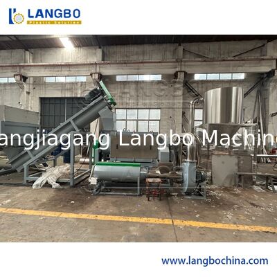 300-5000kg/H 容量 PET リサイクルライン、フレークサイズ14mm、PETボトルリサイクル用380V電圧