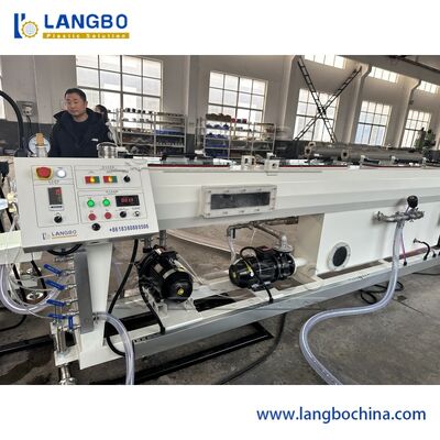 プラスチックPVCPPRHDPEUPVCCPVC水抜きパイプエクストルーダー 農業滴水灌輸ホースチューブ 電気管管 エクストルーション製造ライン