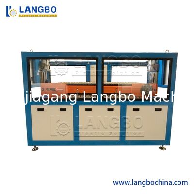 WPC PVC巾木用プラスチック押出生産ライン