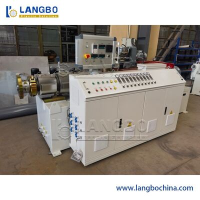 円錐対ねじ押出機37KWモーター力のセリウムの証明書ポリ塩化ビニールのプロフィールの放出ライン