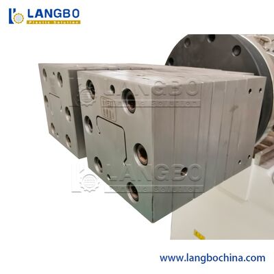 円形双螺旋挤出機 PVCケーブルトランクプロファイル 管道チャネルプロファイル 挤出製造機