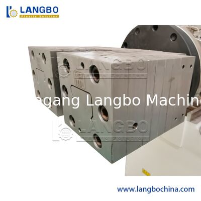 熱スレ プラスチック PVC 材料 ケーブル トランキング プロフィール エクストルーションライン PVC 製造 機械