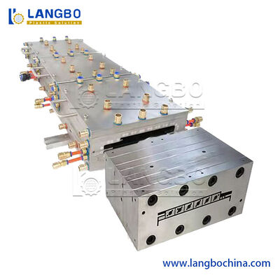 全自動PE PVC木材プラスチック中空ソリッドフロア広幅ドアパネルガーデンフェンス円錐二軸押出機プラスチック機械