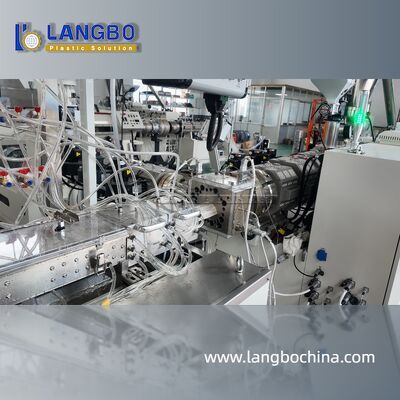 PVCプロファイルエクストルーションライン 細工制御 様々な用途に適しています