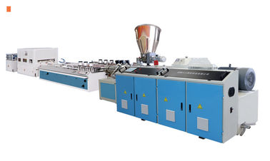 フル オート380V 50HZプラスチック ポリ塩化ビニールのプロフィールの放出ライン双生児ねじ放出機械
