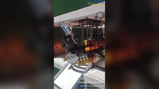 パイプを曲げる機械